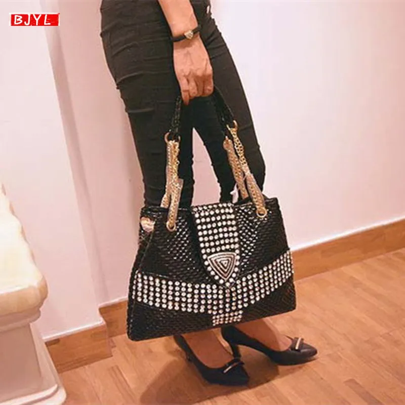 

New Genuine Leather Women Handbag Female Fashion Chian Shoulder Messenger Bag Ladies Portable Tote Bag Casual Rhinestone Bags