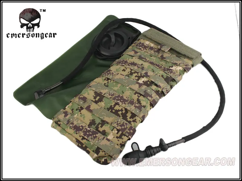 Военная страйкбольная сумка для воды походная тактическая EmersonGear LBT6119A стильная гидратационная сумка 2L EM7438 AOR1 AOR2