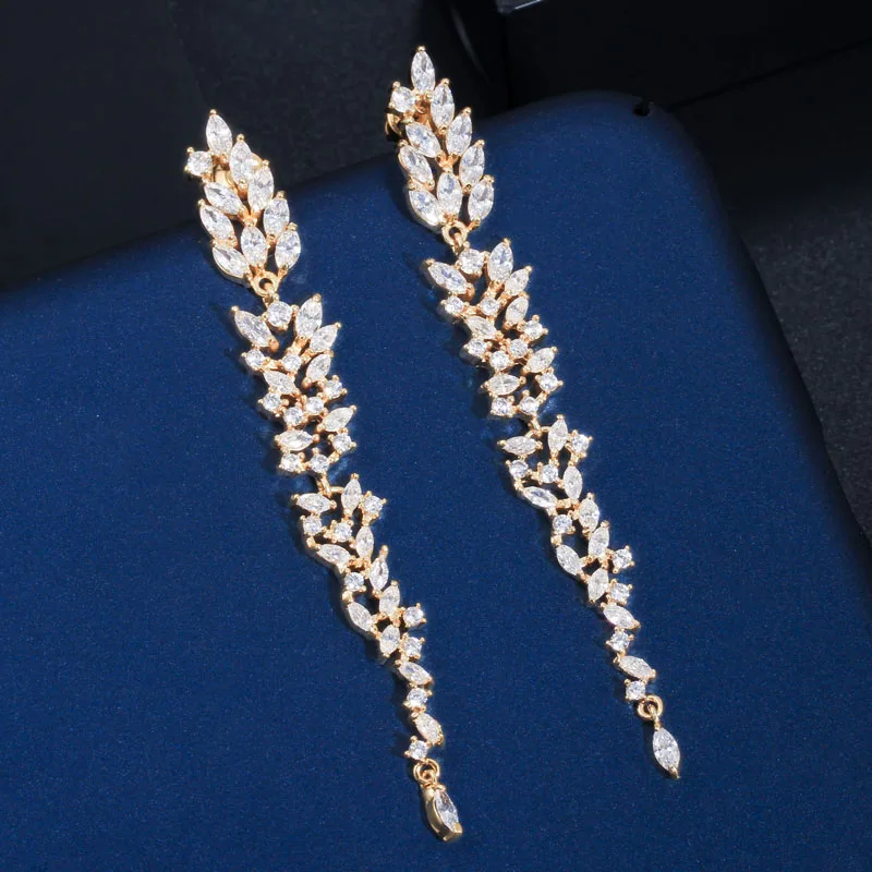 Yellow gold CWWZircons, изысканные свадебные серьги в форме листьев, длинные висячие серьги, ювелирные изделия, кубический цирконий, серьги для женщин, Bijoux CZ578 - Окраска металла: Yellow gold