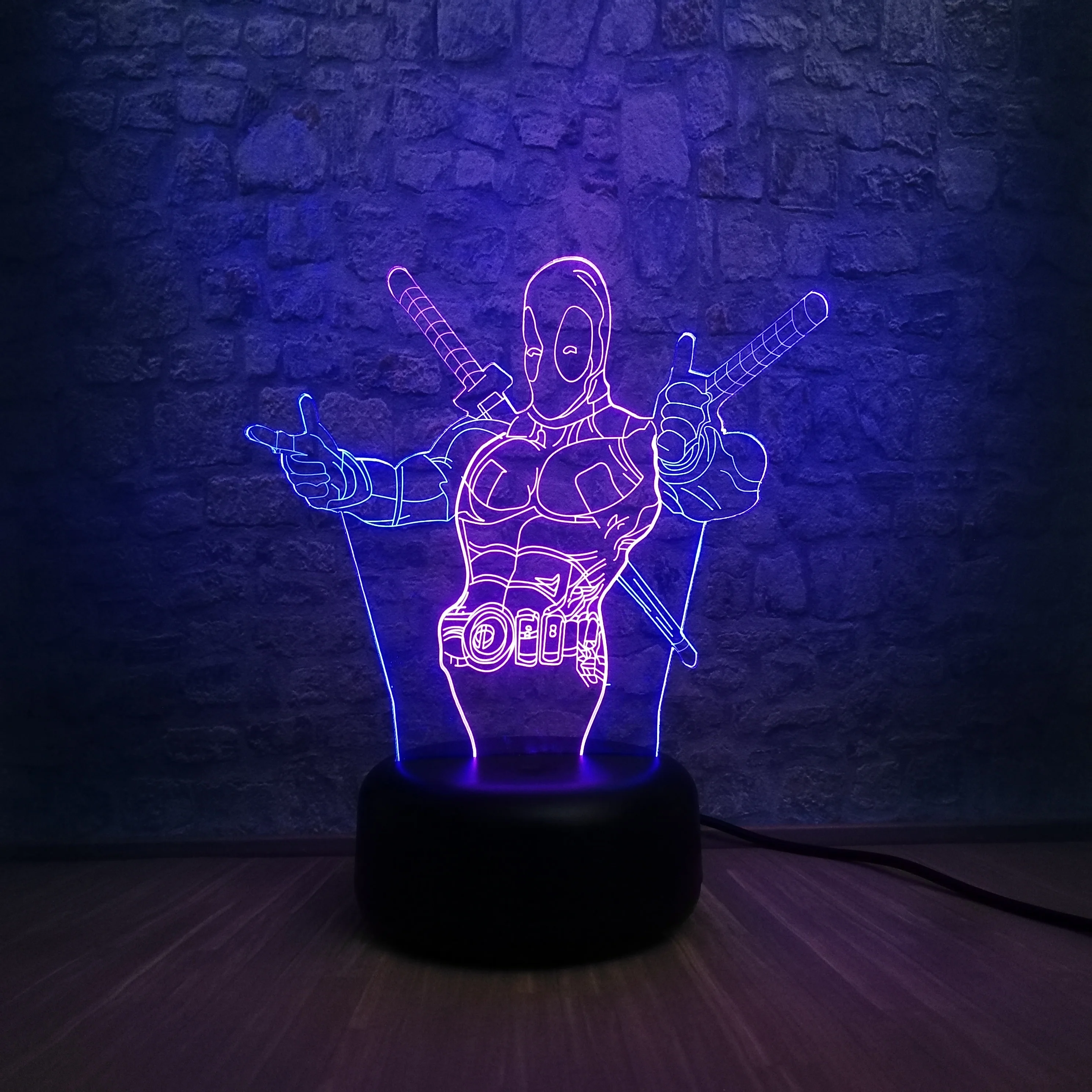 Новинка Marvel Рисунок мультфильм Антигерой Дэдпул смешанные цвета лампа RGB 7 цветов