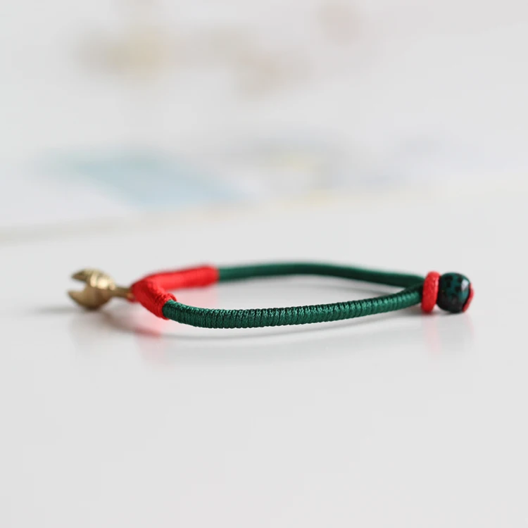 Браслет с колокольчиком Женский ювелирное изделие ручного изготовления красной