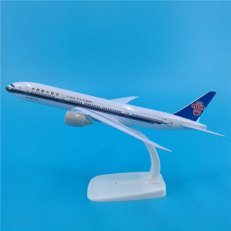 20 см Китай Южная авиакомпания лазерной обрезки модели самолета Южной B777 Аэробус