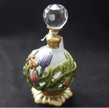 

25ml Perfume Essential Oil Vintage Refillable Bottle Metal Glass Empty Container Portable Gift Home Decoration#58725