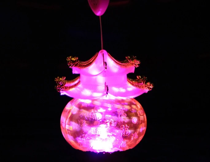 Новинка 2021 популярные пластиковые фонари дракона милая музыка ручной запуск