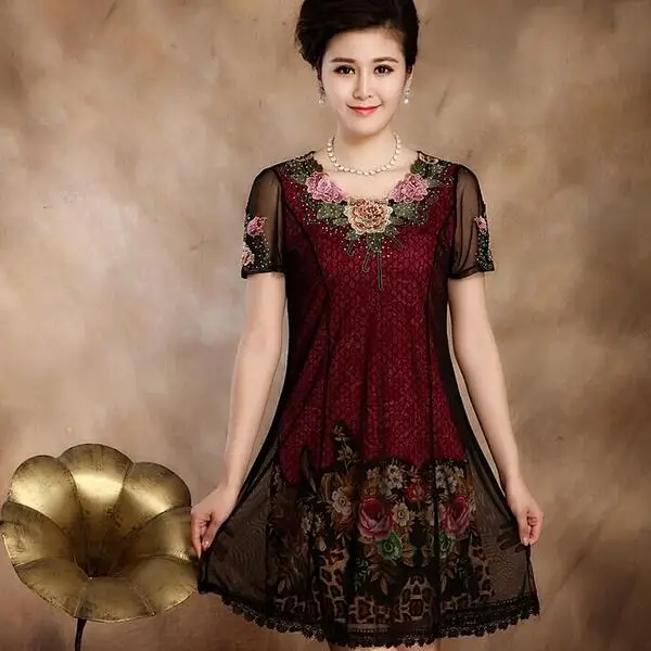 Женское платье среднего возраста новое винтажное летнее шифоновое с коротким