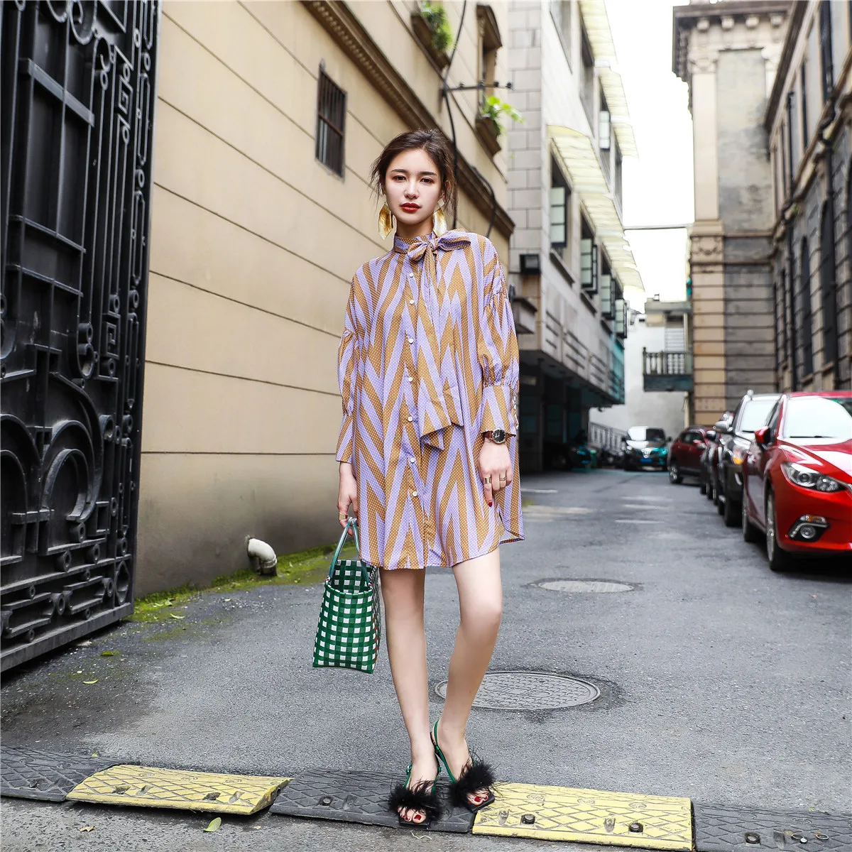 Original retro rhombus crash scarf collar shirt skirt light sleeve loose air thin dress big summer. |