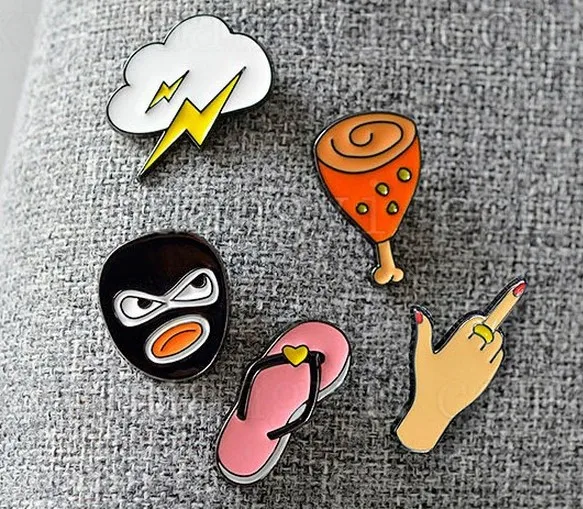 1 шт. Kawaii значки с героями мультфильмов жеста брошь в виде молнии грабитель курица