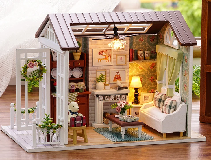 CUTEBEE mucineca для дома miniatura DIY Mujer с muebles de casa de madera de juguetes para los nivienos de vacaciones Z009
