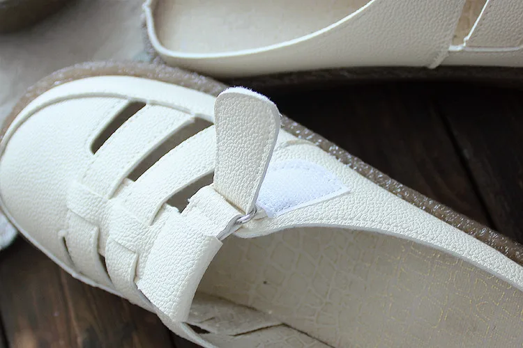 Женские летние туфли baotou белые с закрытым носком сандалии в ретро стиле на