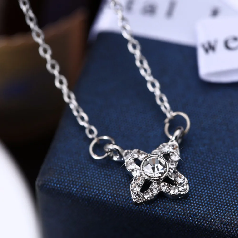 Мода маленькая кристалл кулон цветок Форма Серебряная цепочка Цепочки и