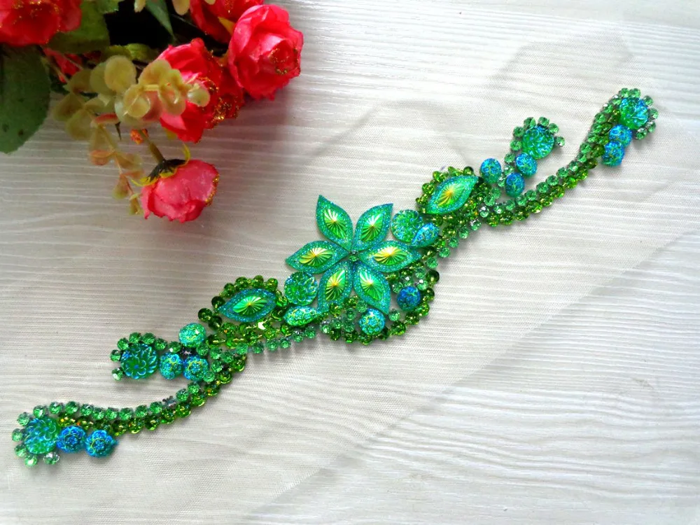 

Нашивки с кристаллами ручной работы 32*7 см, Пришивные зеленые стразы, аппликация для пояса верхней юбки платья