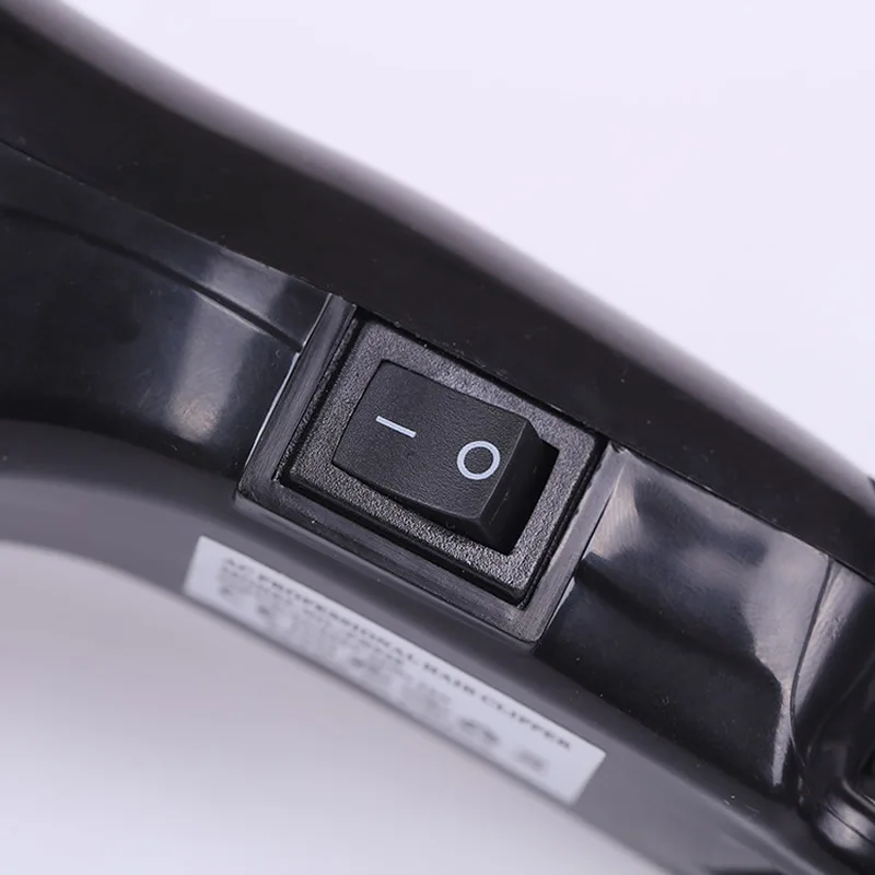 Профессиональная машинка для стрижки волос с титановым лезвием электрическая