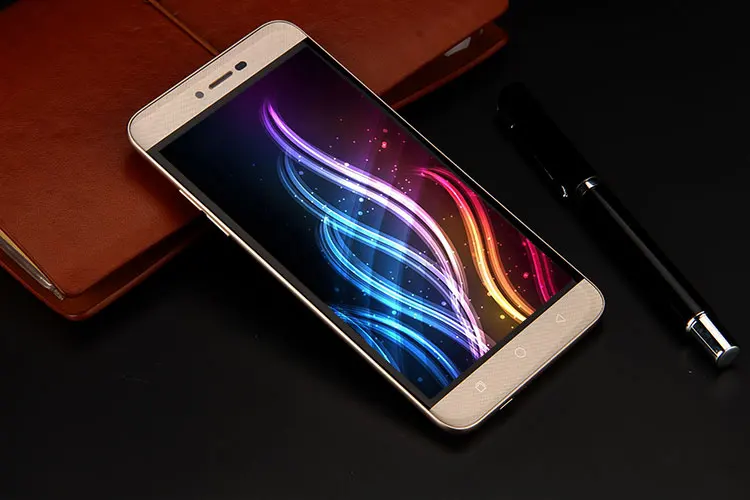 Coolpad Y91 3 ГБ Оперативная память 32 Встроенная Snapdragon 415 1 4 ГГц Octa Core 5 дюймов HD Экран