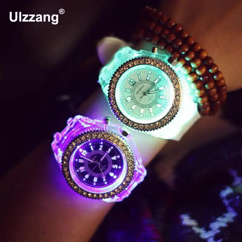 Модные кварцевые наручные часы Geneva с цветной светодиодной подсветкой для женщин