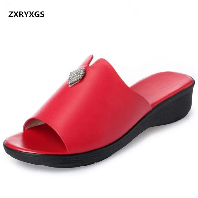 

Rhinestone Genuine Leather Fashion Sandals Casual Shoes Summer Women Sandals Slippers Plus Size Women Shoes Flat Wedges Sandals