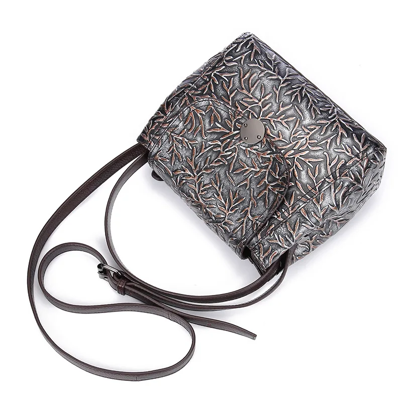 Бренд AETOO Новая цветная модная кожаная сумка мессенджер с тиснением на плечо