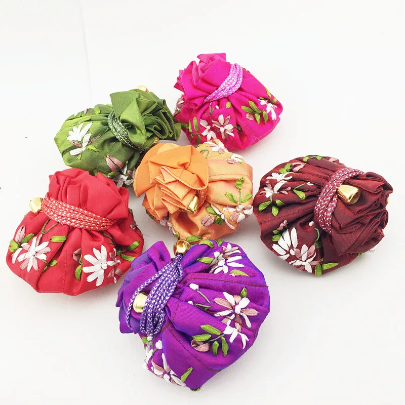 Hand Ribbon Embroidery Small 8 grid Bag Drawstring Jewelry Gift Bags Pouches Silk Cloth Travel Makeup Storage Bag 10pcs/lot