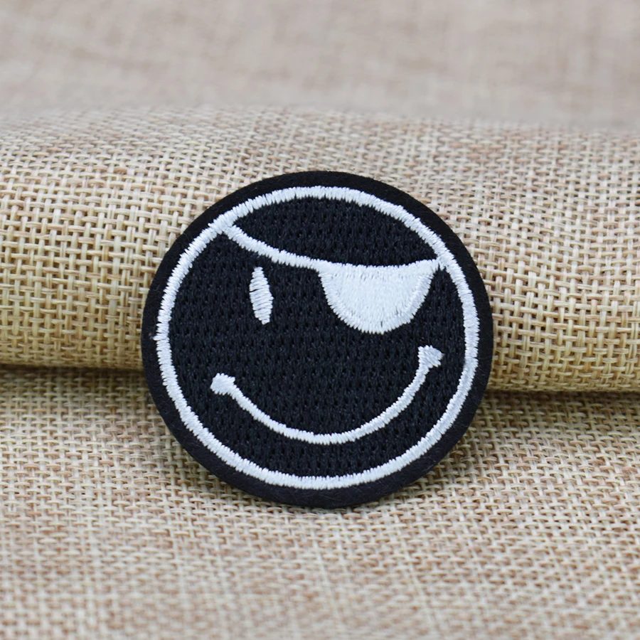 10 шт. пиратские нашивки со смайликом значки на одежду вышитые патчи для