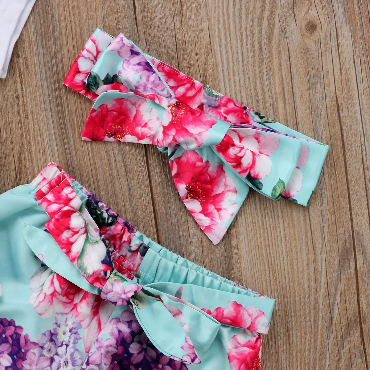 2018 Новая мода 3 шт. новорожденных для маленьких девочек цветочный хлопковый топ