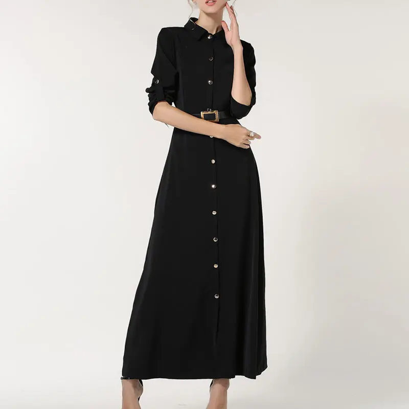 Женское платье макси на пуговицах облегающее в пол с длинным рукавом и поясом