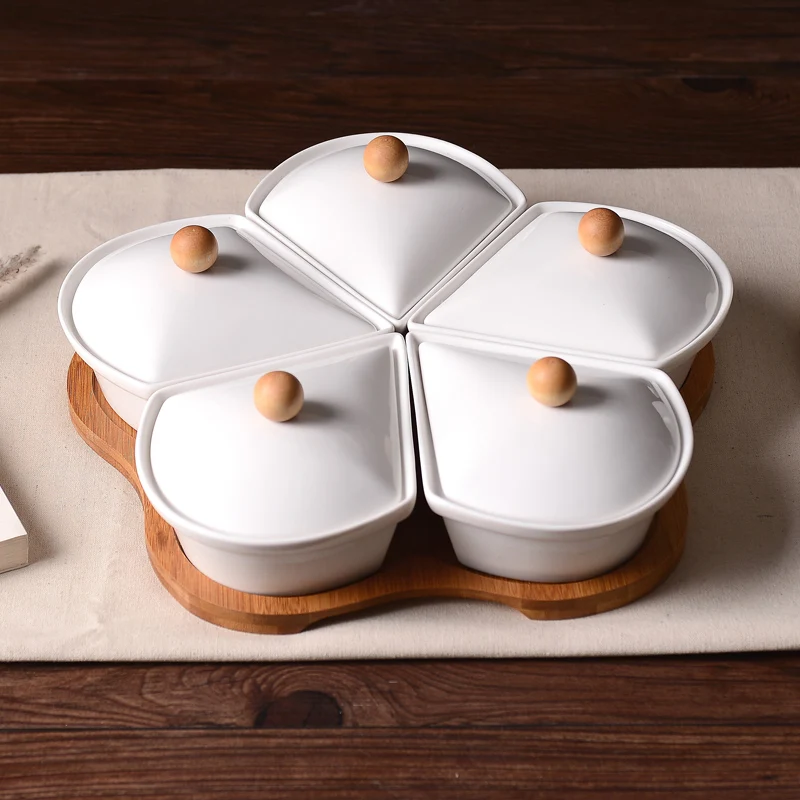 Современная керамическая тарелка в ассортименте декоративная фарфоровая