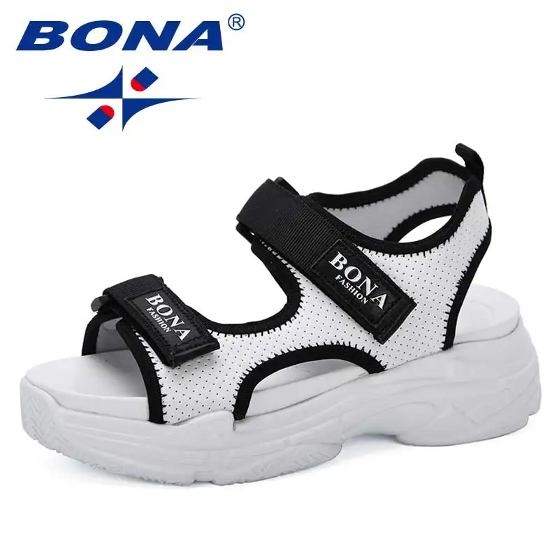 WHITE BONA/Новинка года; стильные летние женские босоножки; босоножки на танкетке; кожаная повседневная обувь с открытым носком; модная женская прогулочная обувь - Цвет: WHITE