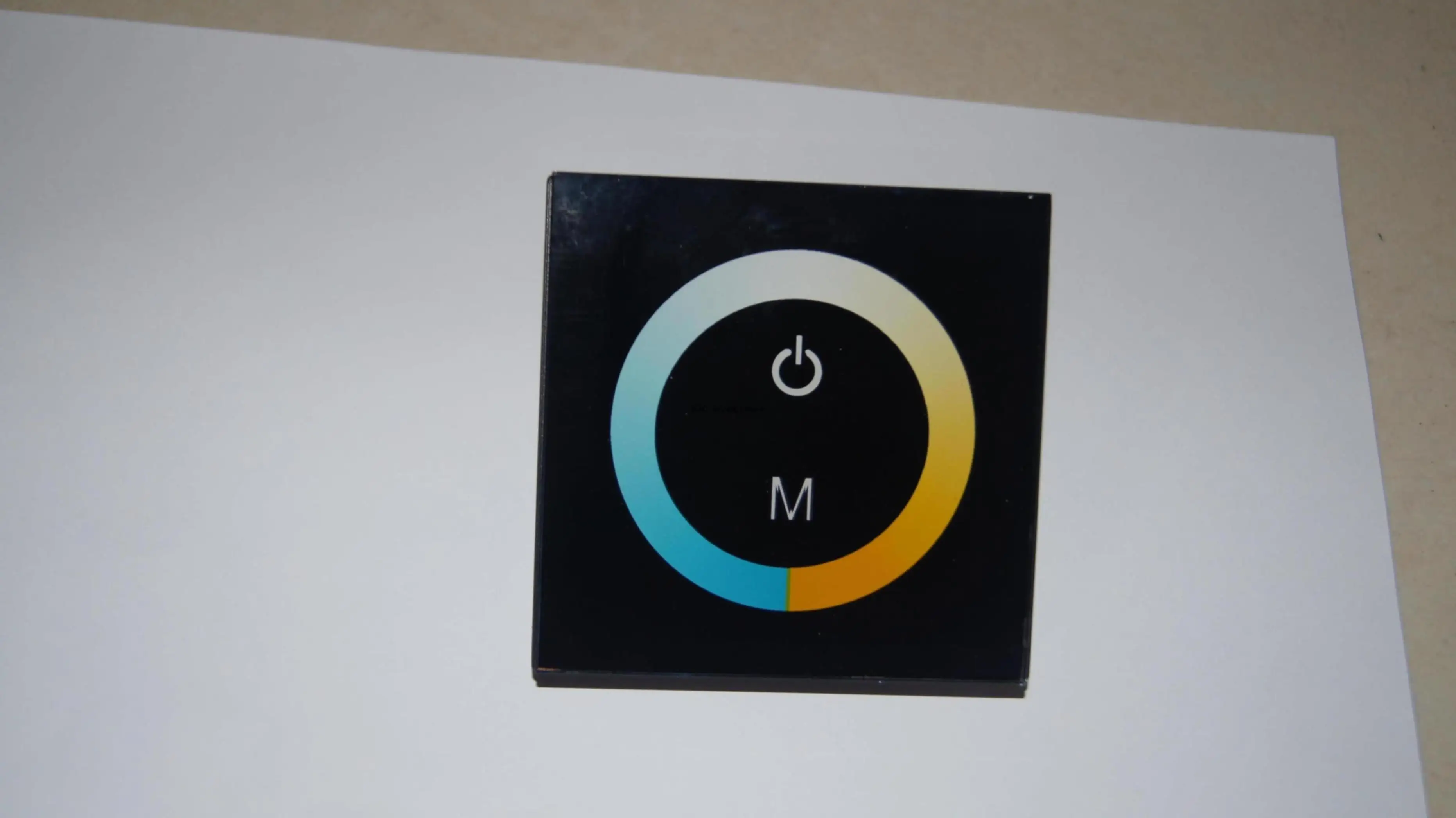 Светодиодный регулятор яркости контроллер с сенсорной панелью и цветовой