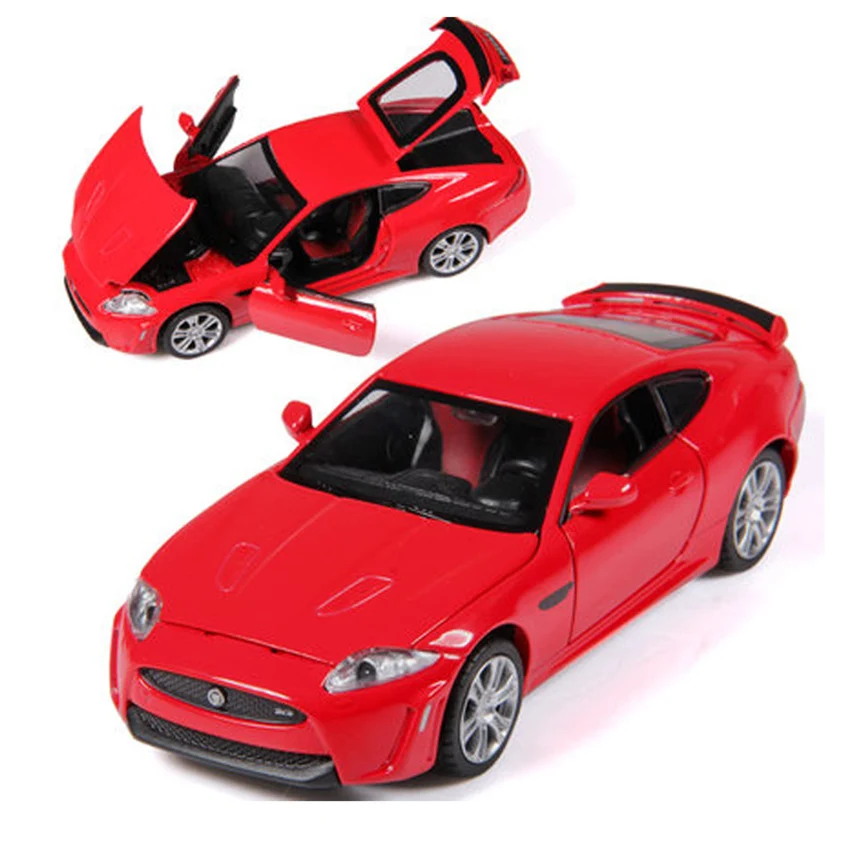 Модель игрушечного автомобиля из сплава с подлинной лицензией 1:32 | Игрушки и