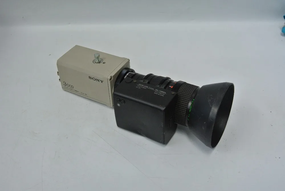 SONY DXC 930 3CCD VCL 712BXEA используется в хорошем состоянии с бесплатной