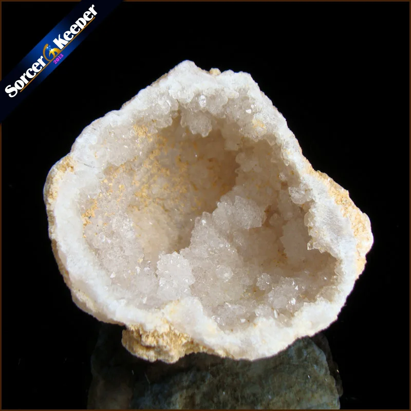 

75g Natural Crystal Agate White Crystal Hole Decoration Ore White Lucky Healing Specimens Home Decoration Furnishing LS531