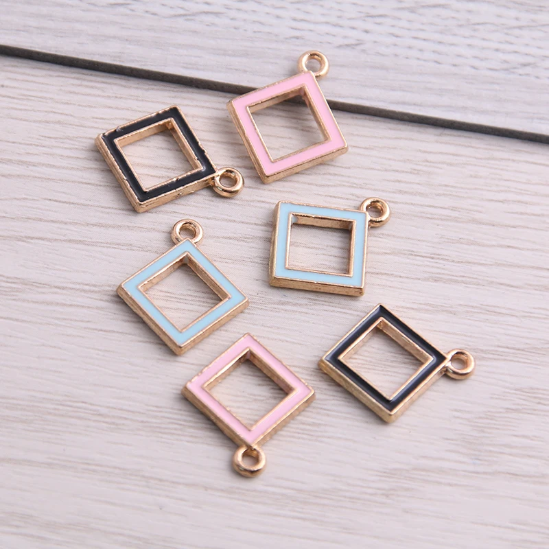 SWEET BELL  8pcs 16*18mm Three Color Alloy Metal Drop Oil Small Cube Charms Pendant For DIY Bracelet Necklace Jewelry Making