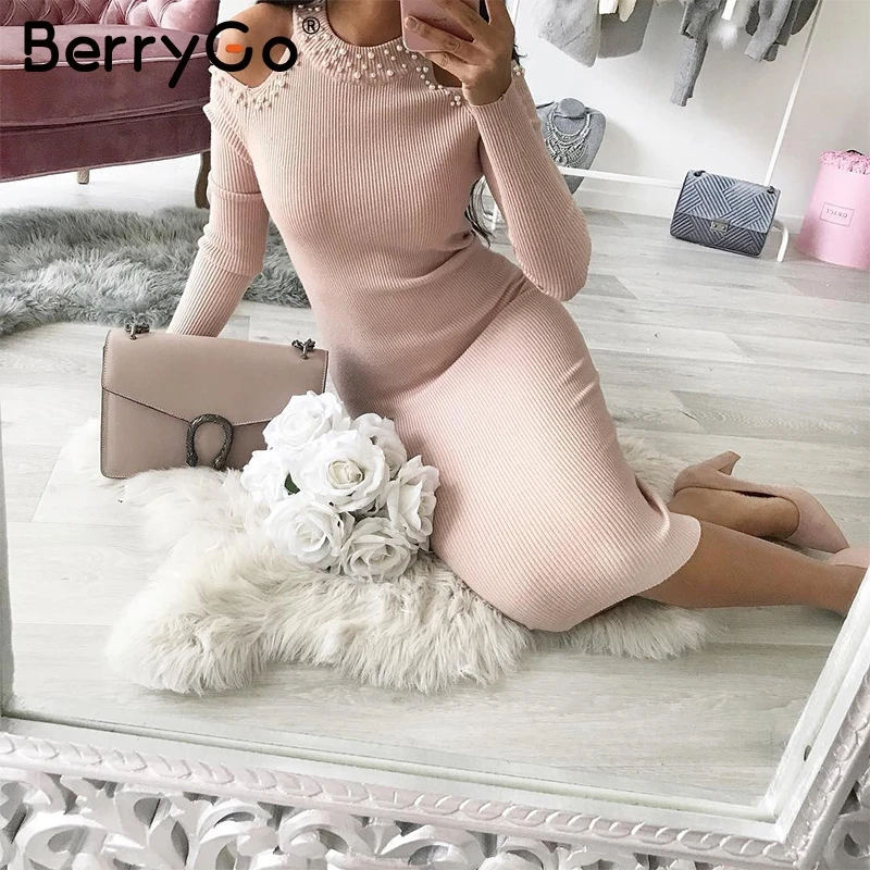 BerryGo сексуальное облегающее зимнее платье с открытыми плечами и бусинами женское