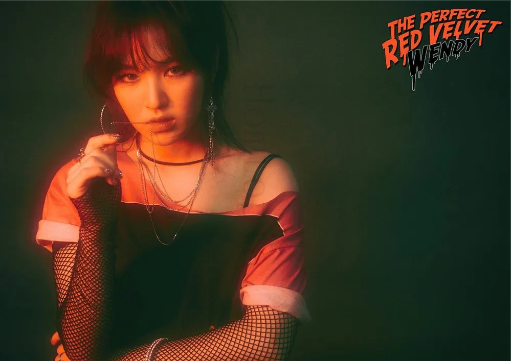 Серебристый Идеальный Красный бархат Bad Boy настенные плакаты Наклейки K-pop украшение дома высокой четкости - Цвет: Серебристый
