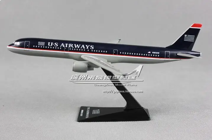 Модель самолета A321 из пластика 22 см подарок ребенку на день рождения | Игрушки и