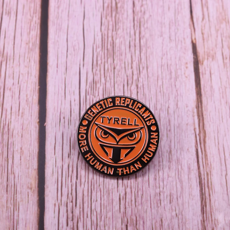 Клинок значок бегуна Tyrell корпорация genetic replicants обнаруживает pin кинофанатов подарочные рубашки рюкзак аксессуар