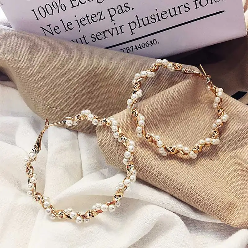 

Exquisite Pearl Twist Brand Simple wild circle Earring Pulseira Feminina For Women Winding Earrings Gift