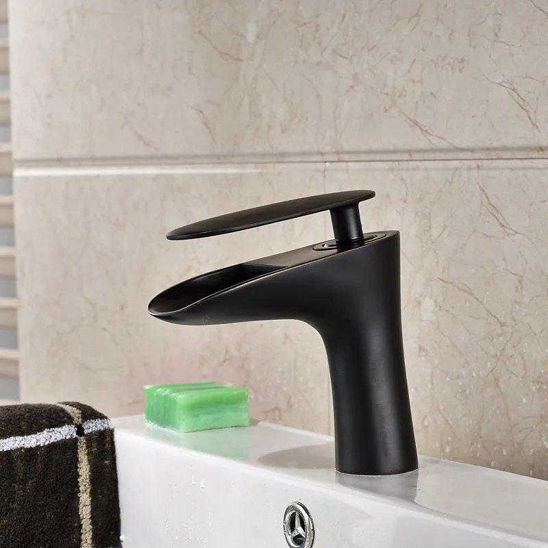 Короткий смеситель для раковины с одной ручкой одним отверстием матовый