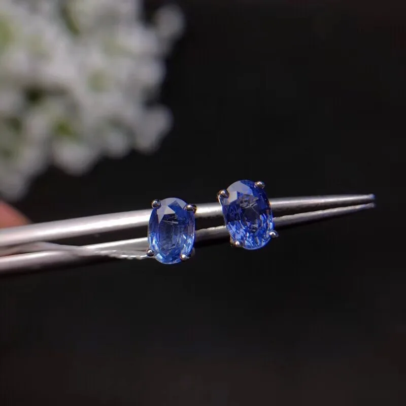 Natural Sri Lanka Sapphire Ear Nails Simple and Delicate Bright Blue 925 Pure Silver | Pendants
