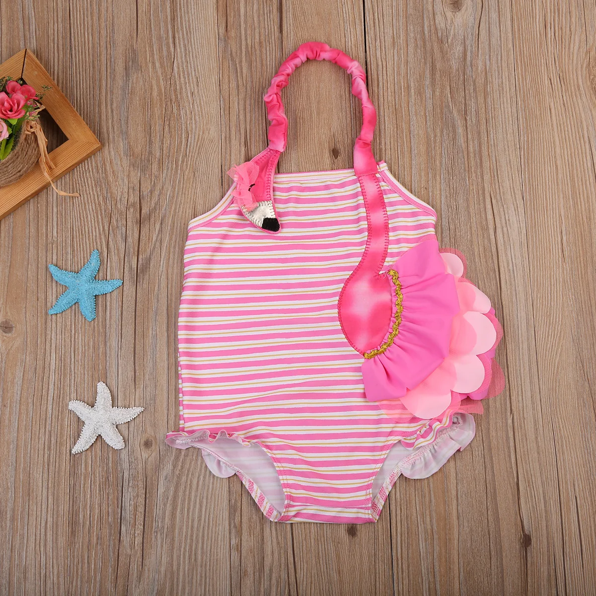 Восхитительный детский купальник для девочек новинка 2017 в полоску с оборками и
