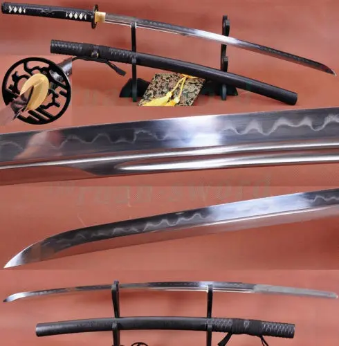 

FOLDED STEEL CLAY TEMPERED UNOKUBI-ZUKURI BLADE LRON TSUBA JAPANESE SWORD KATANA