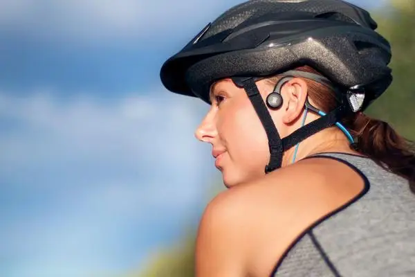 2018 новые наушники с костной проводимостью спортивные титановые микрофоном для