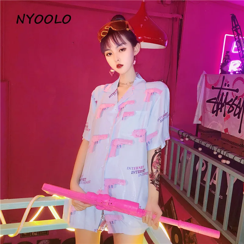 NYOOLO Harajuku винтажная рубашка бойфренда с принтом пистолета и статуи Повседневная