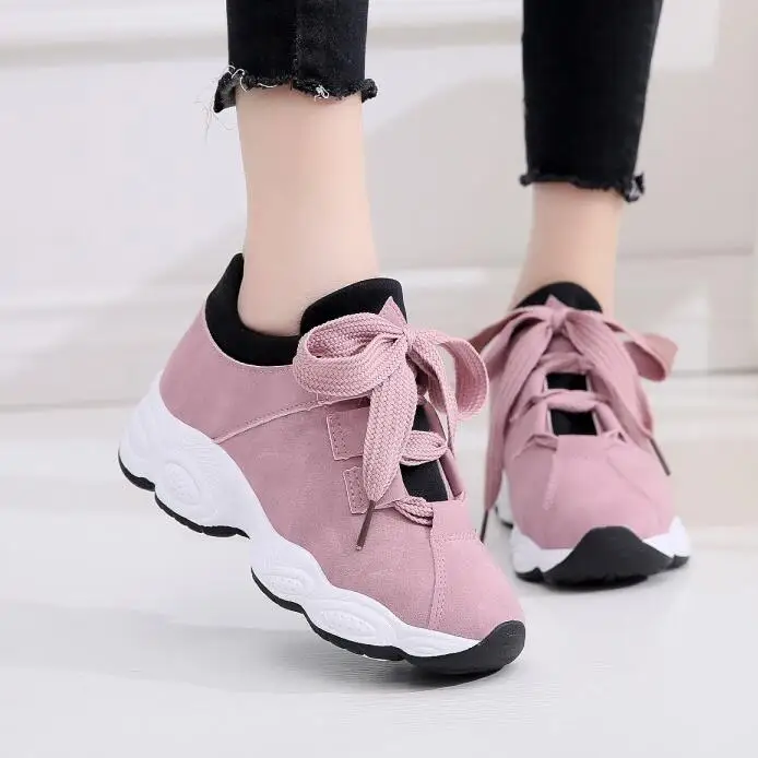 Pink Горячая Распродажа, дышащие удобные женские кроссовки для бега, спортивная обувь на шнуровке, женские кроссовки черного и белого цвета, женская обувь на плоской подошве - Цвет: Pink
