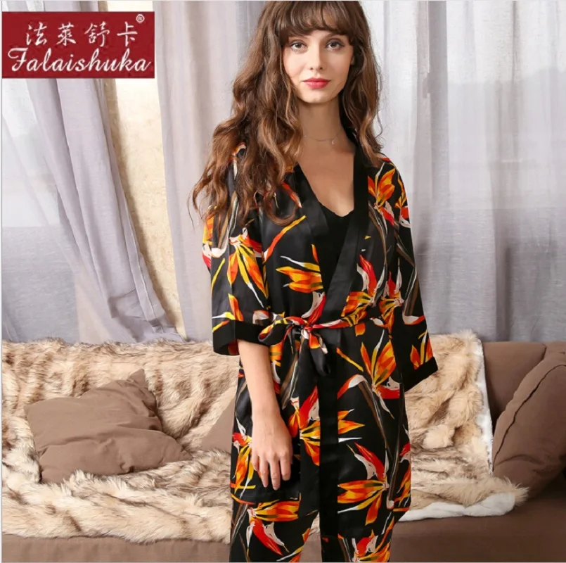 Pajama Sets Women Silk Home Wear Sexy Flower Print Three Piece Set Woman 2019 Summer 100% Silk Stain Pajamas Set Sleepwear