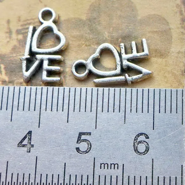 

300pcs Exquisite love charms pendants 14.6x8.3mm Antique silver bag accessories pendants craft Jewelry earring bracelet necklace