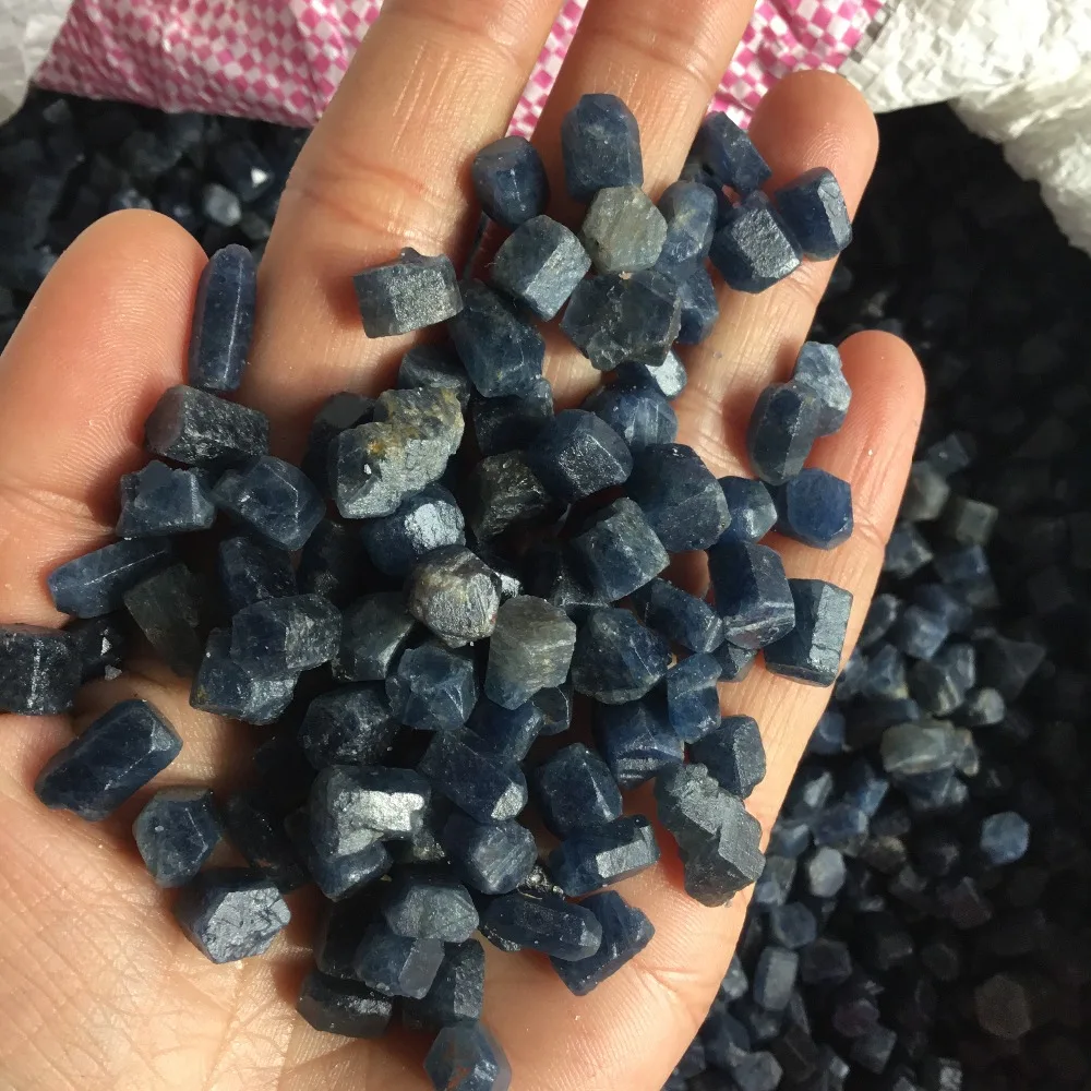 

Raw Natural gemstone stones rough blue corundum tumbled stones