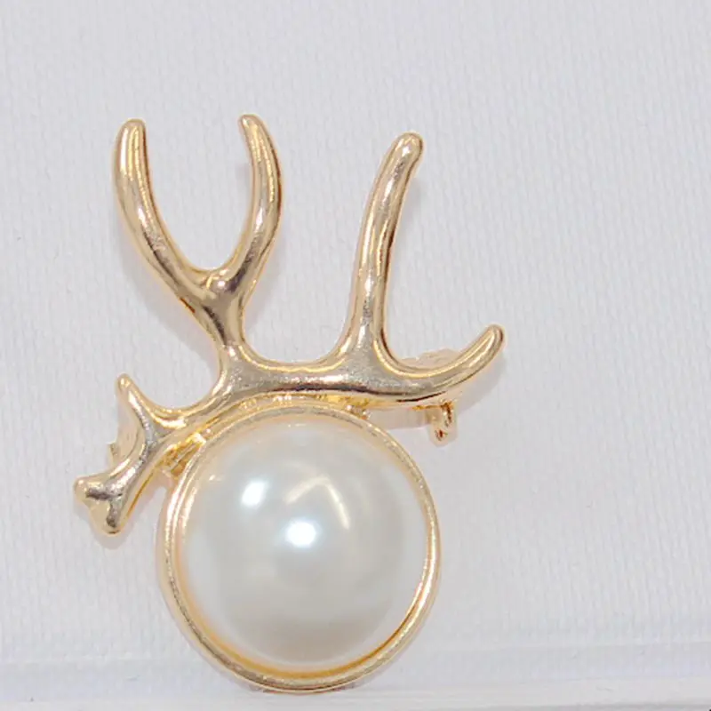 Брошь с искусственным жемчугом для мужчин и женщин Корсажная брошь в форме рогов