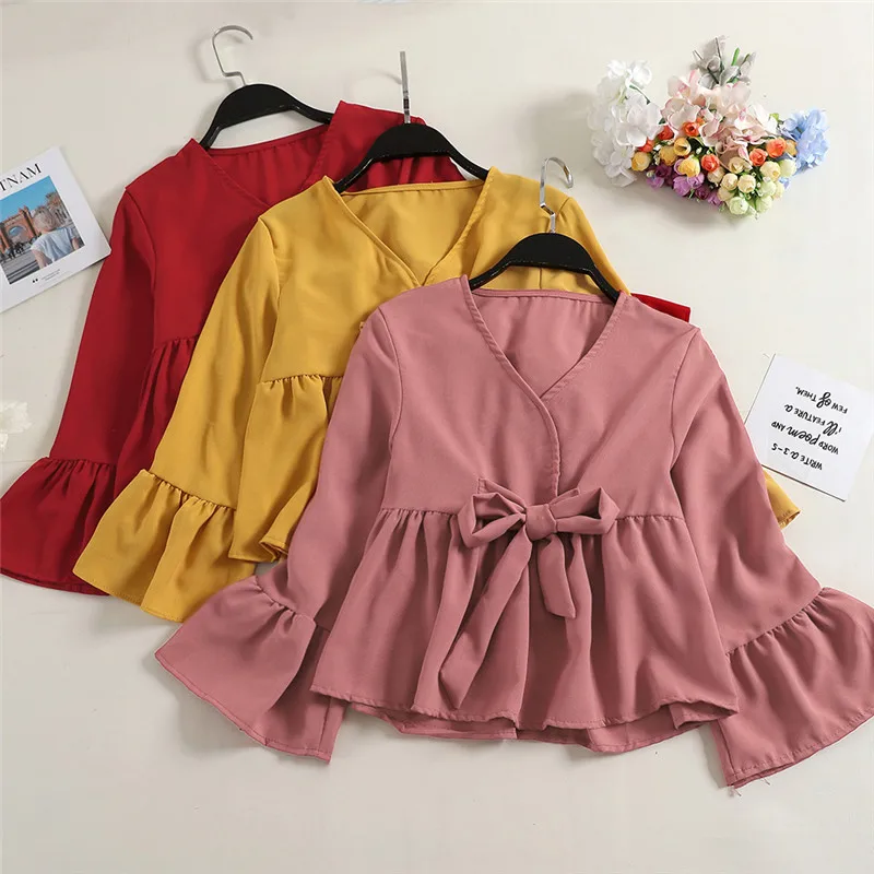 

2019 Autumn Women Dot Blouse Sweet Ruffles Chiffon Shirts Female Flare Sleeve Blouses Sexy V-Neck Tie Bow Shirt Short Tops A1432