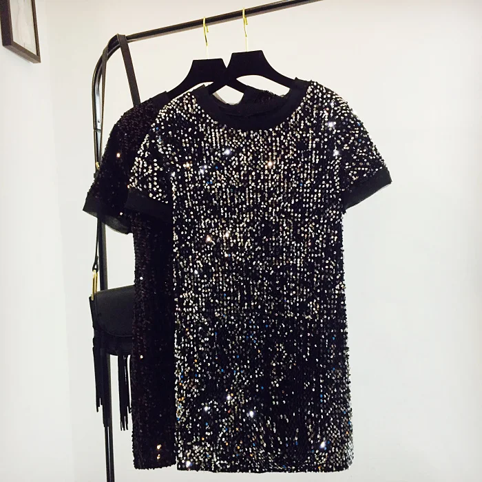 Сексуальное мини платье с блестками на бедрах женское коротким рукавом и круглым