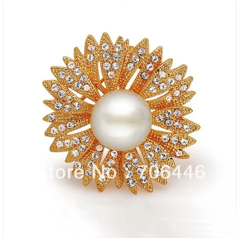 18KGP ясно Украшенные стразами Бриллиантовая Цветочная Брошь с по одному жемчугу в